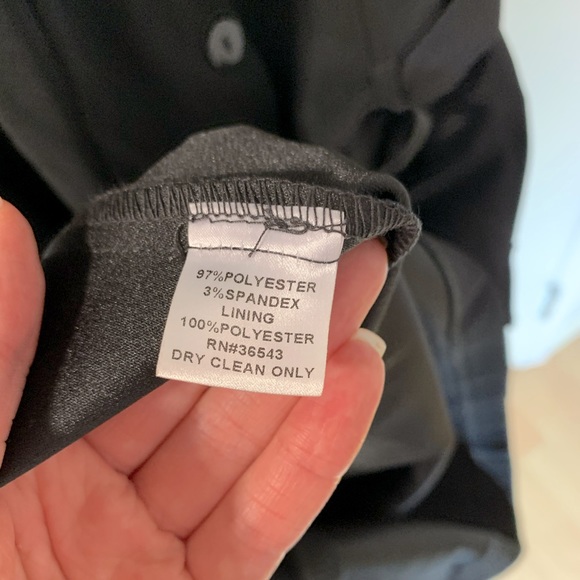 Van Heusen button dress 🖤 - Picture 5 of 5